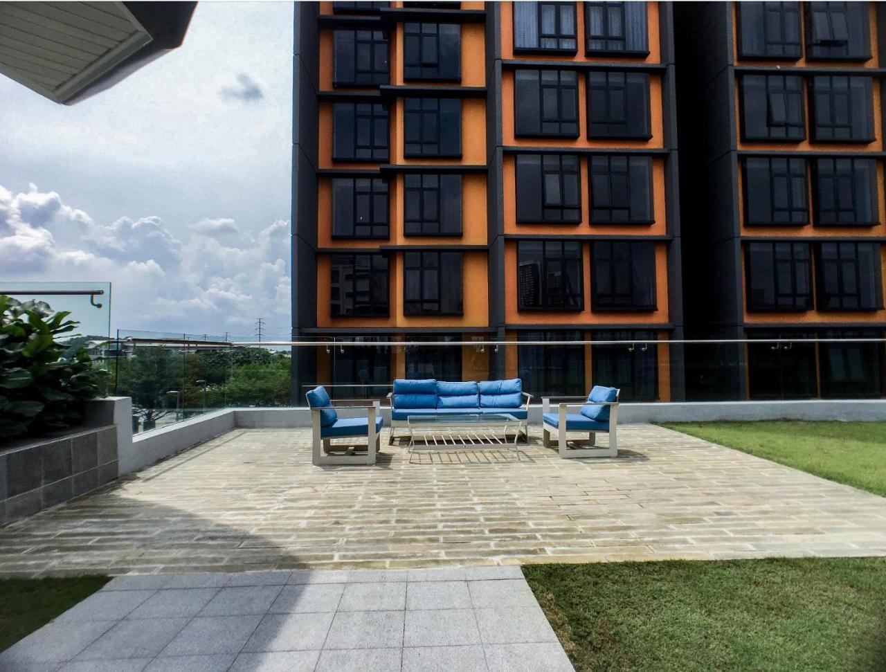 Cozy Kanvas Soho Suites Cyberjaya Buitenkant foto