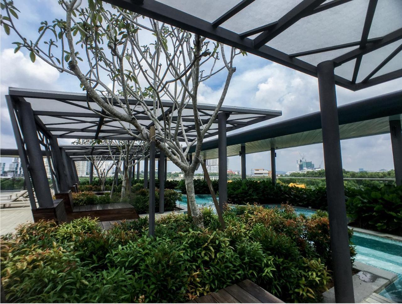 Cozy Kanvas Soho Suites Cyberjaya Buitenkant foto