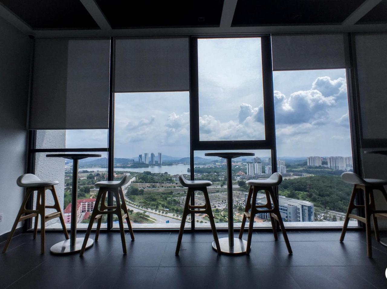 Cozy Kanvas Soho Suites Cyberjaya Buitenkant foto